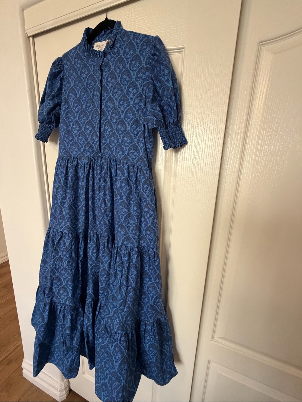 Hyacinth House Bennett Midi Dress Navy Blue Floral Size - Picture 12 of 13